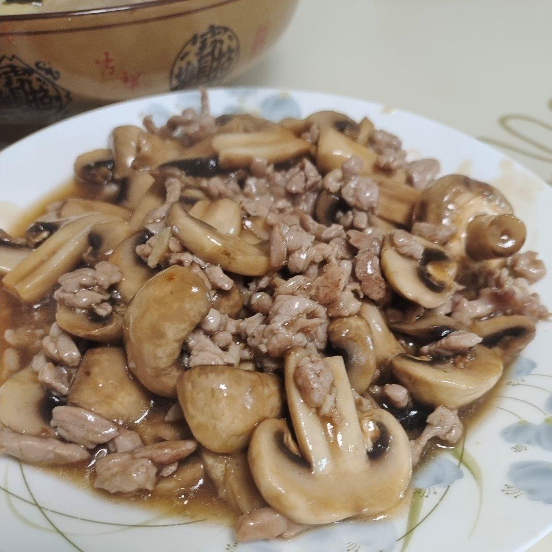 口蘑炒肉(强烈推荐太美味)