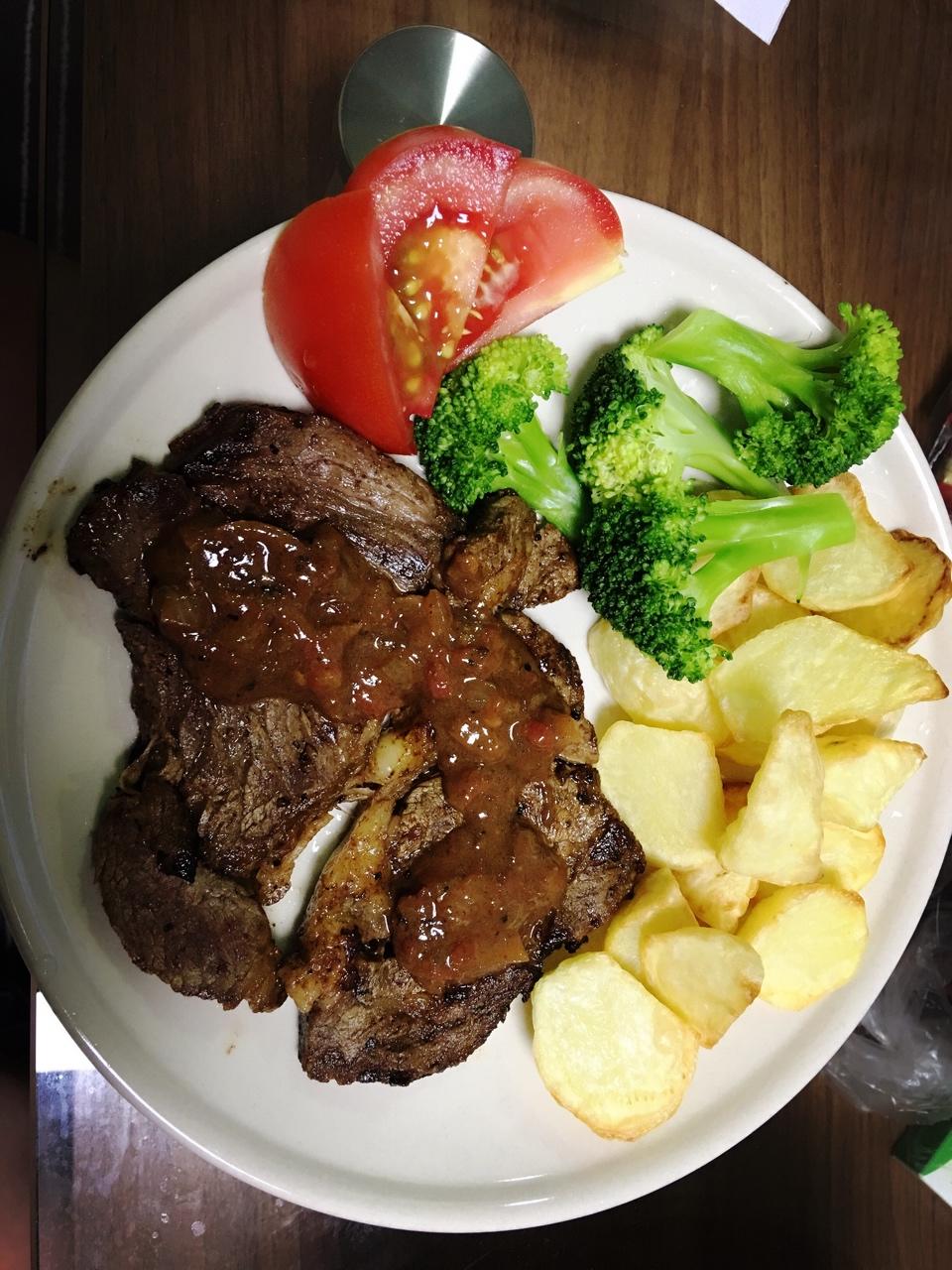 晴天天天天做的黑椒牛排