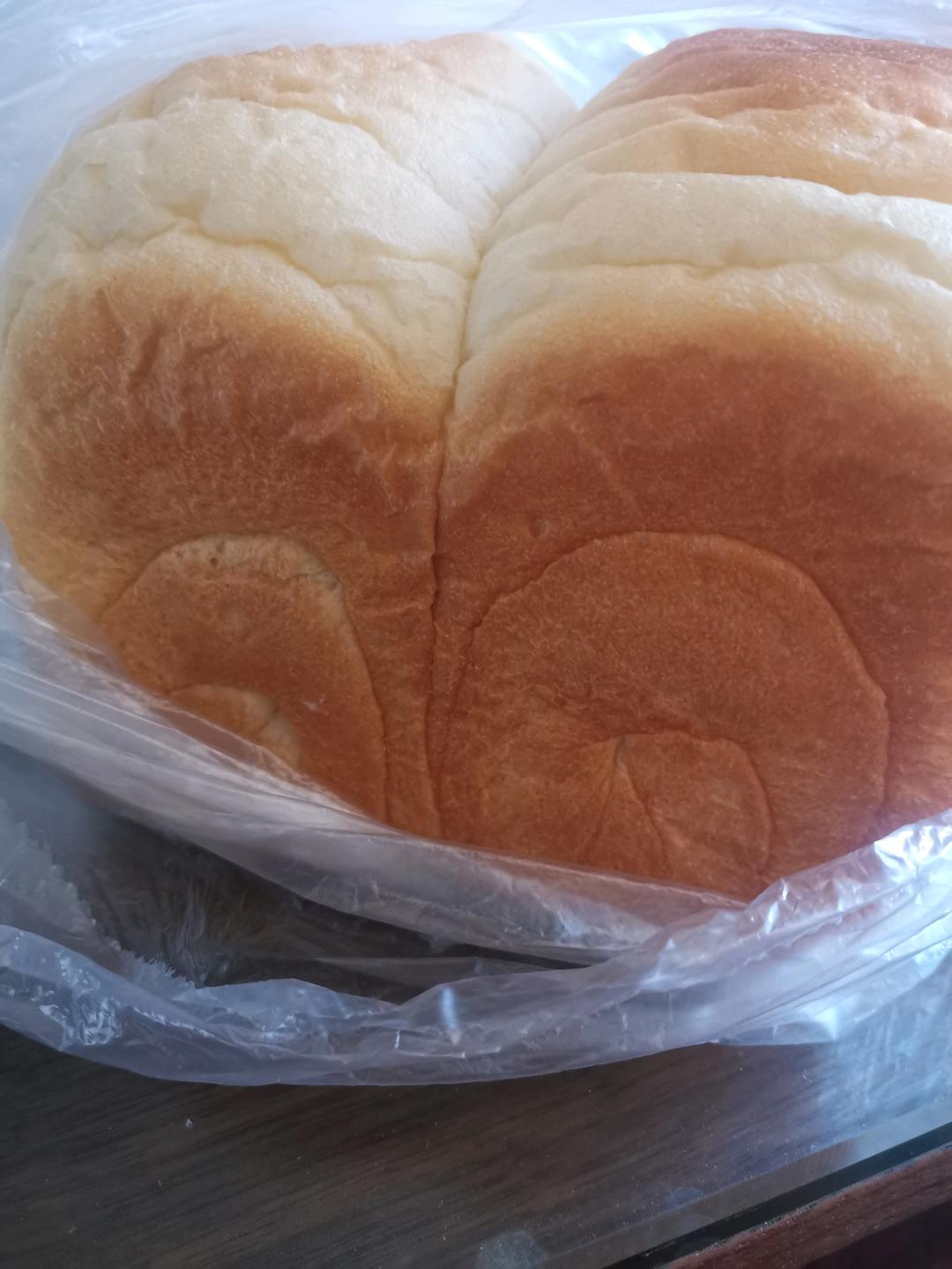 超柔牛奶棉花吐司（最详细的吐司食谱）