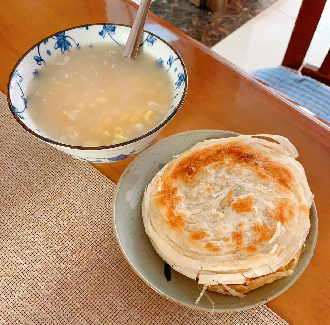 午餐•2026年10月4日