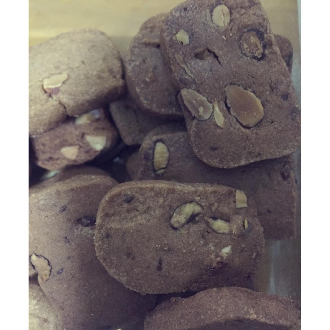 杏仁片巧克力饼干