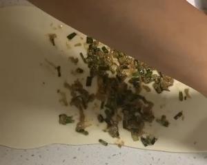 简单易做葱油花卷，一个接一个(附详细视频)的做法 步骤5