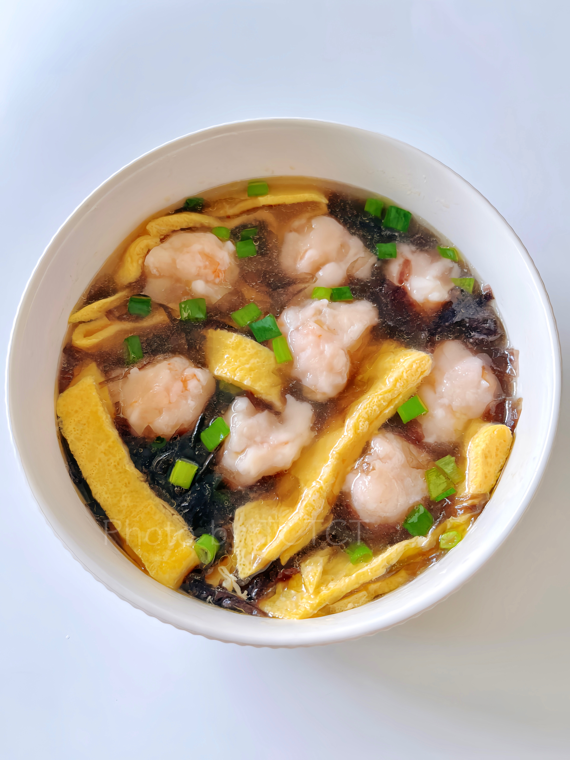减脂一定要吃的紫菜虾滑蛋汤🥣适合冬天的快手低脂汤的做法