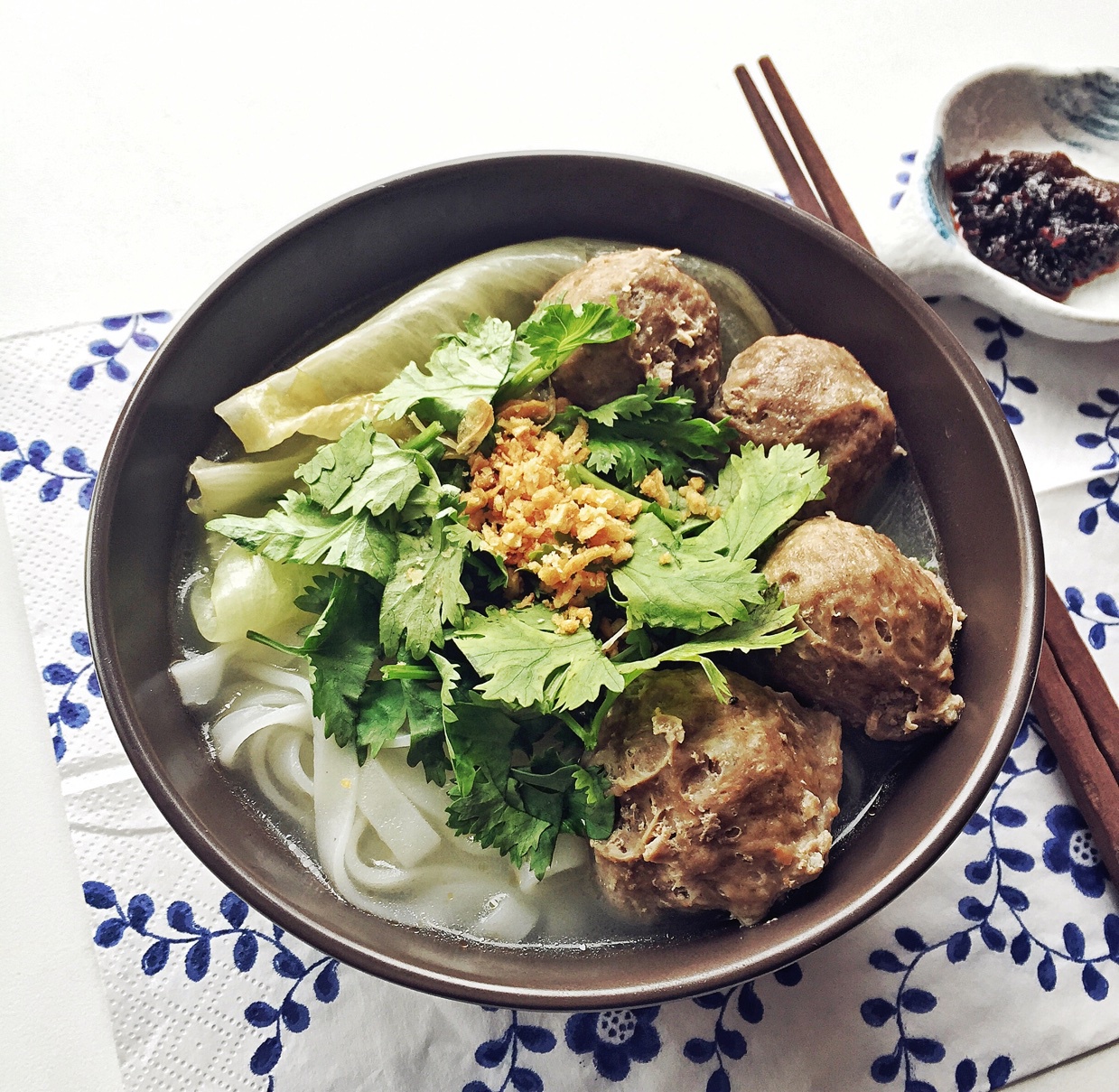 生菜牛肉丸汤