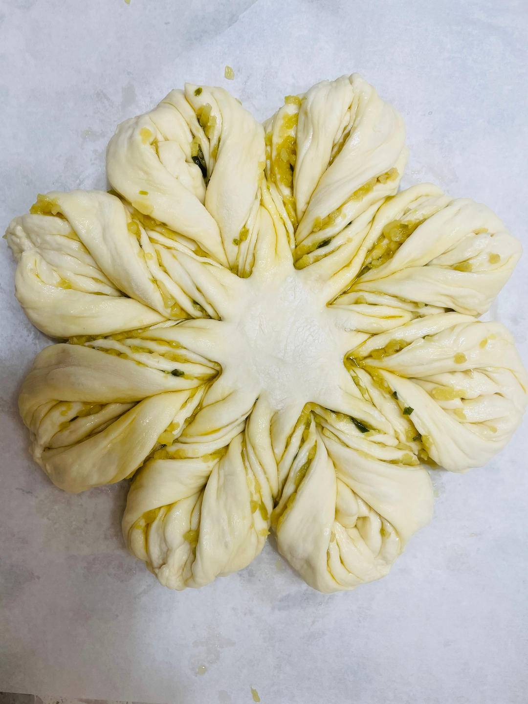 【小高姐】蒜香浓郁 造型优美 不用揉出手膜的面包