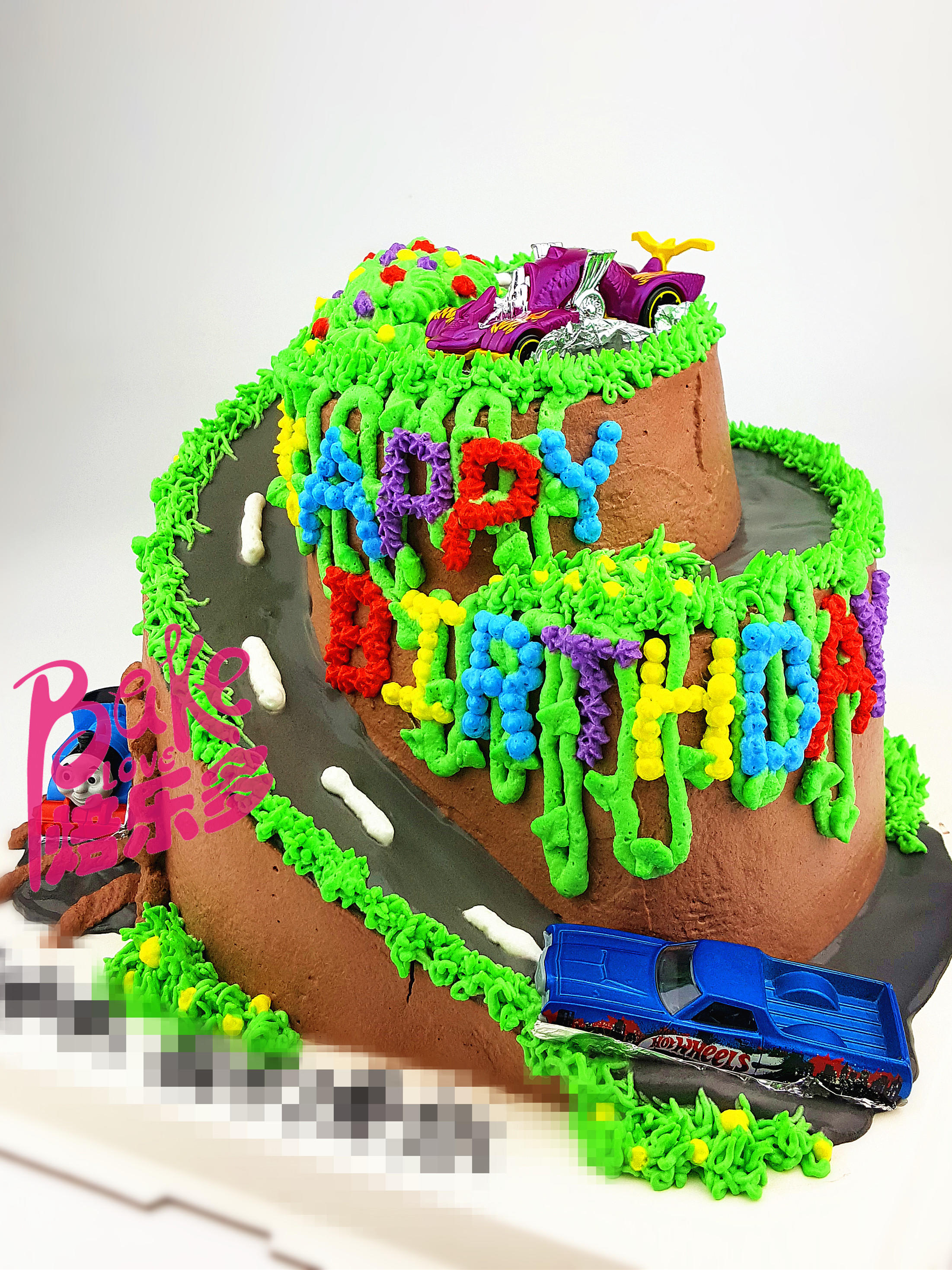双层山道汽车场景水果奶油蛋糕（拼接步骤图，2磅版）的做法