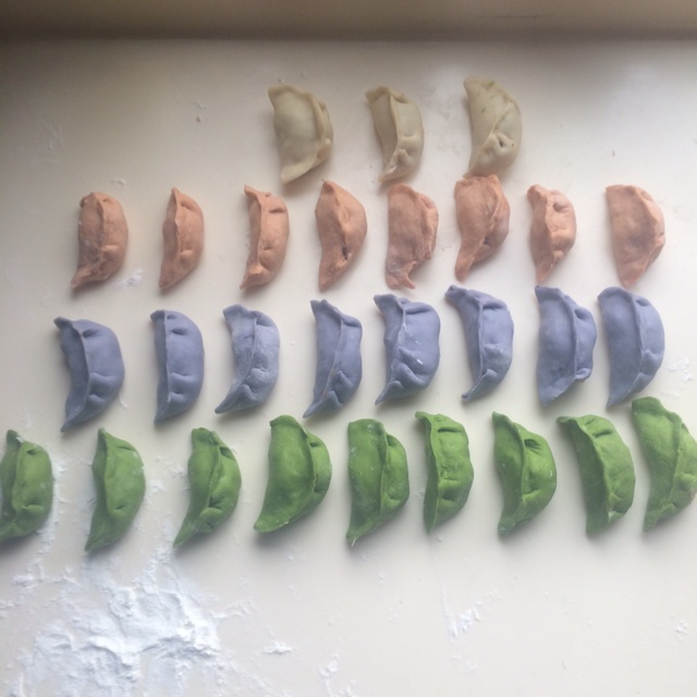彩色水饺