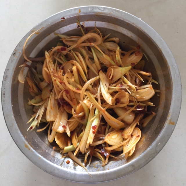 时间如沙漏做的凉拌荞头