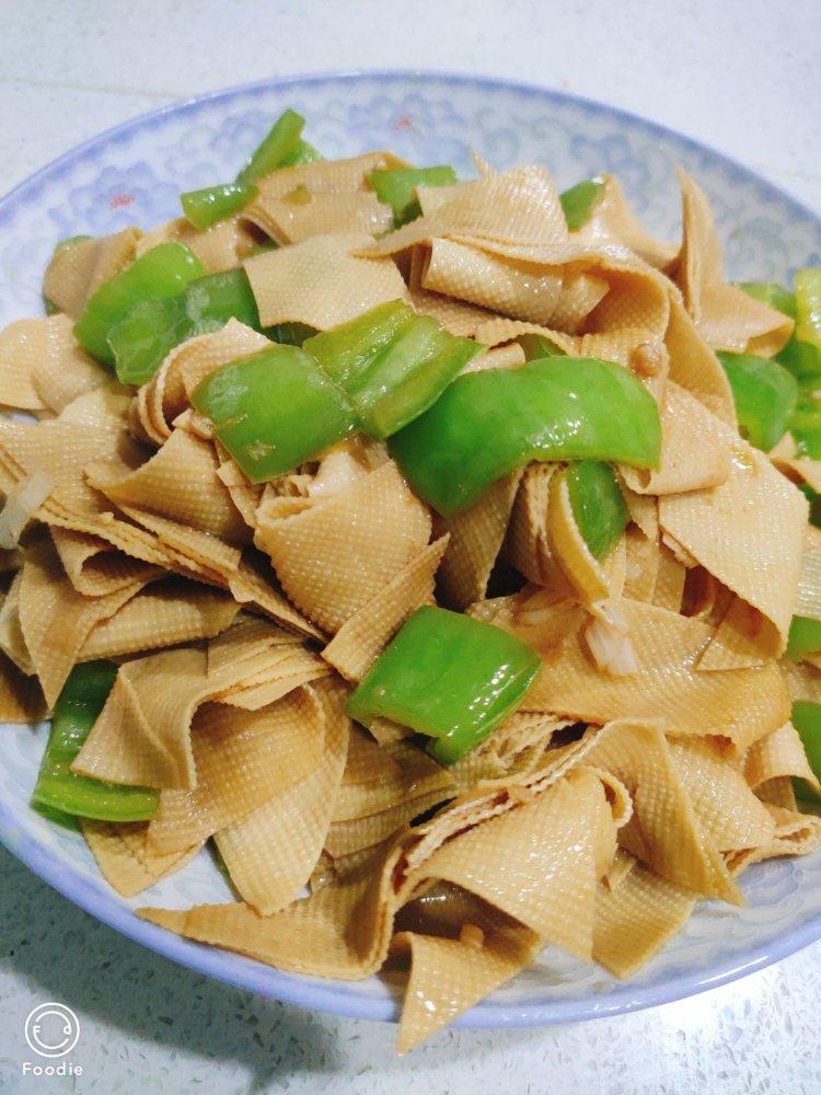 尖椒炒豆皮➕灵魂汤汁
