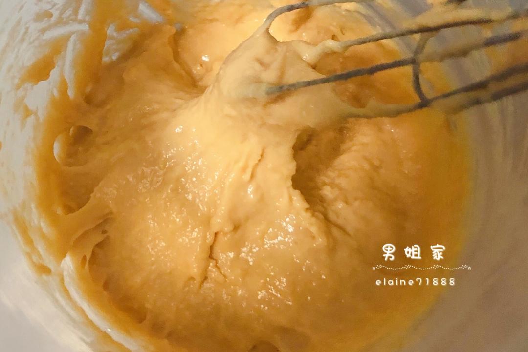 胡萝卜发糕～超松软免揉面宝宝辅食的做法 步骤4