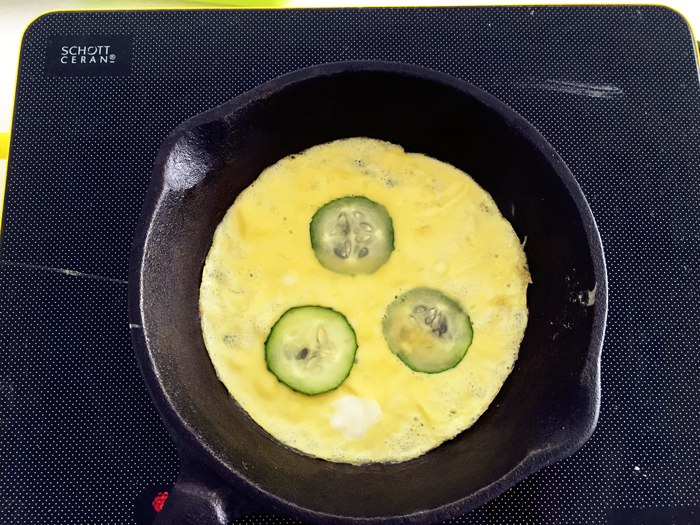 宝宝辅食：黄瓜千层蛋—蛋香浓郁，甘甜柔嫩，给宝宝当配菜和点心都合适哦！10M+的做法 步骤6