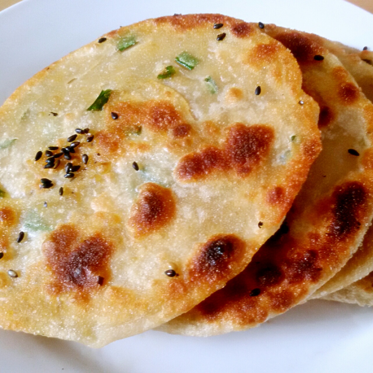 枚枚121做的老上海葱油饼