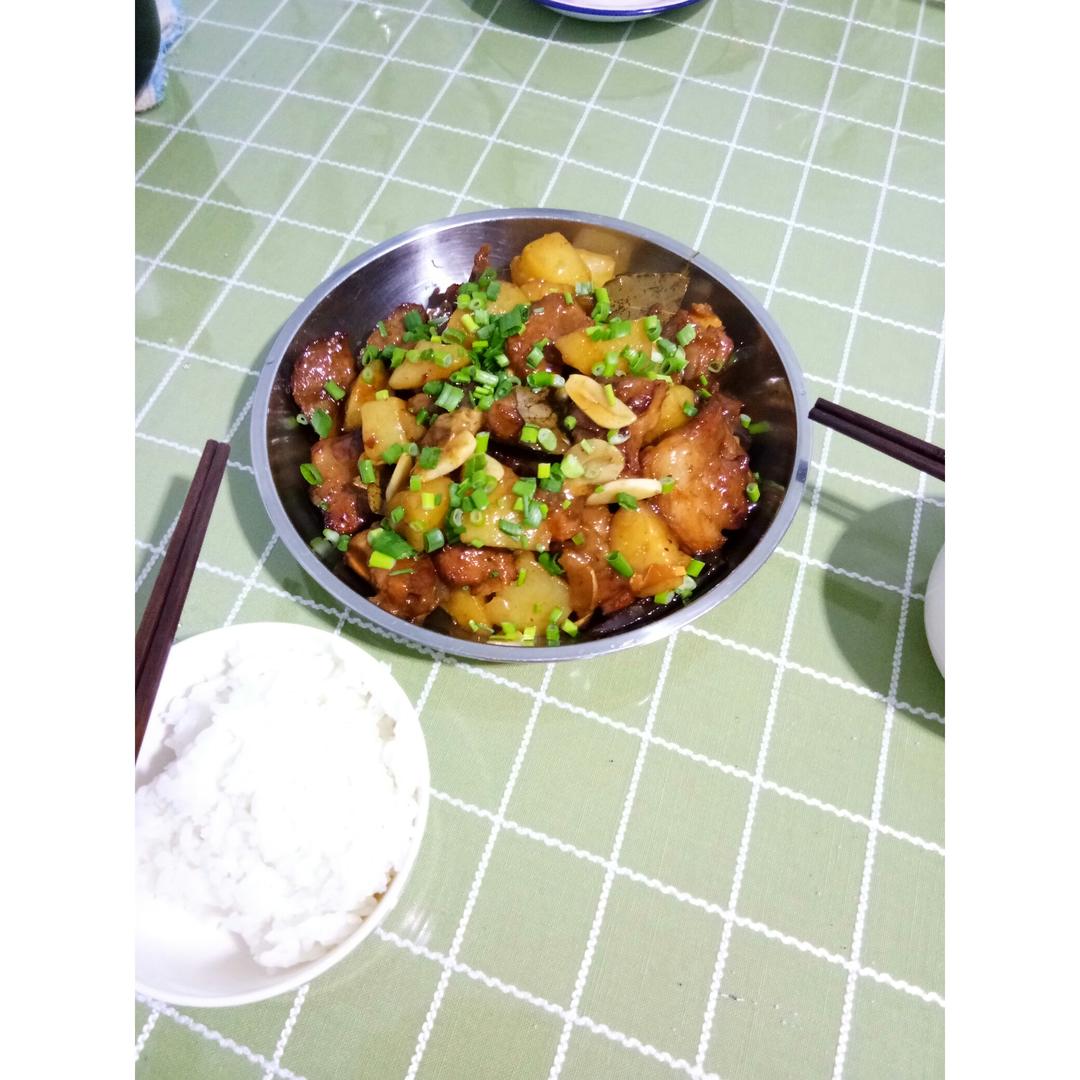 红烧排骨土豆