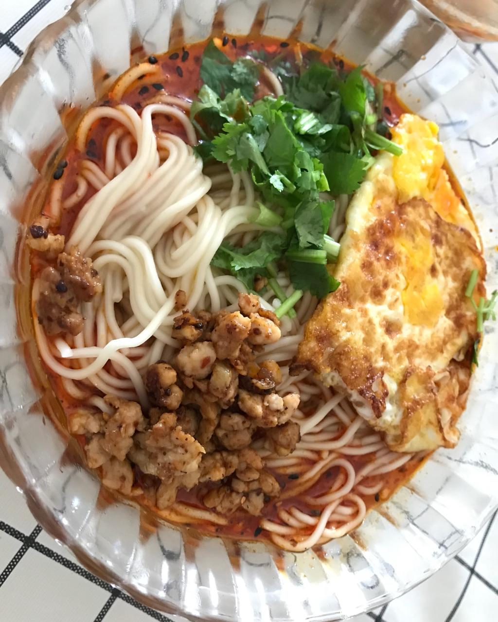 麻辣臊子面