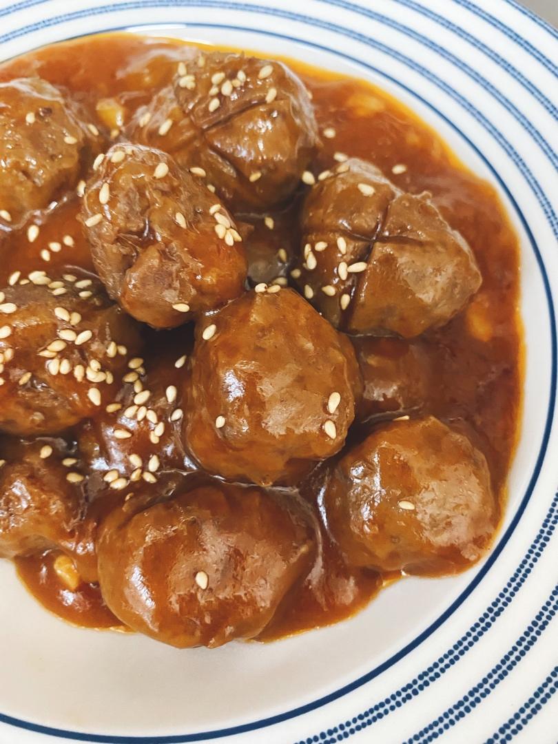 茄汁肉丸 Meatballs in Tomato Sauce
