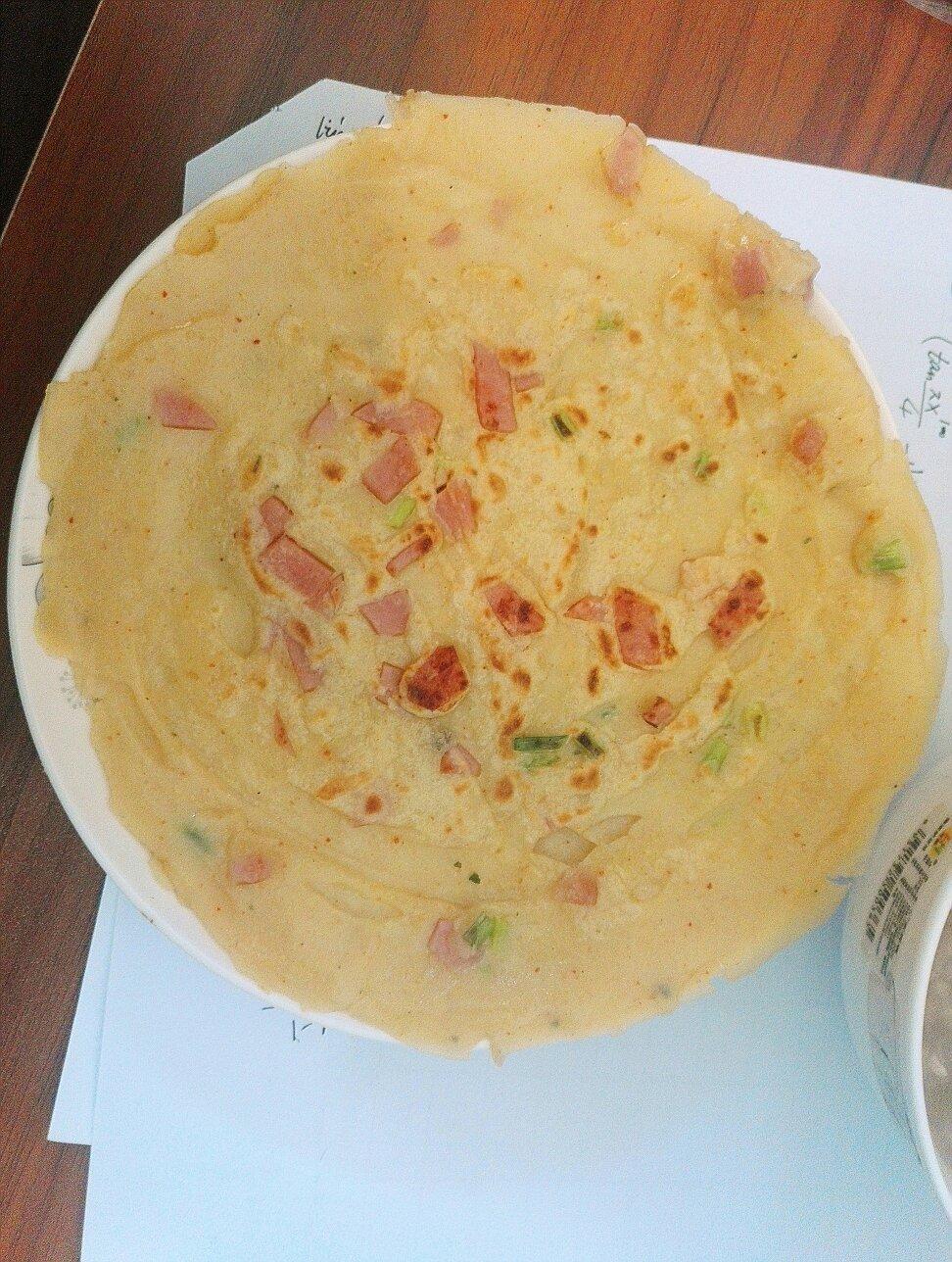 火腿肠葱花鸡蛋饼
