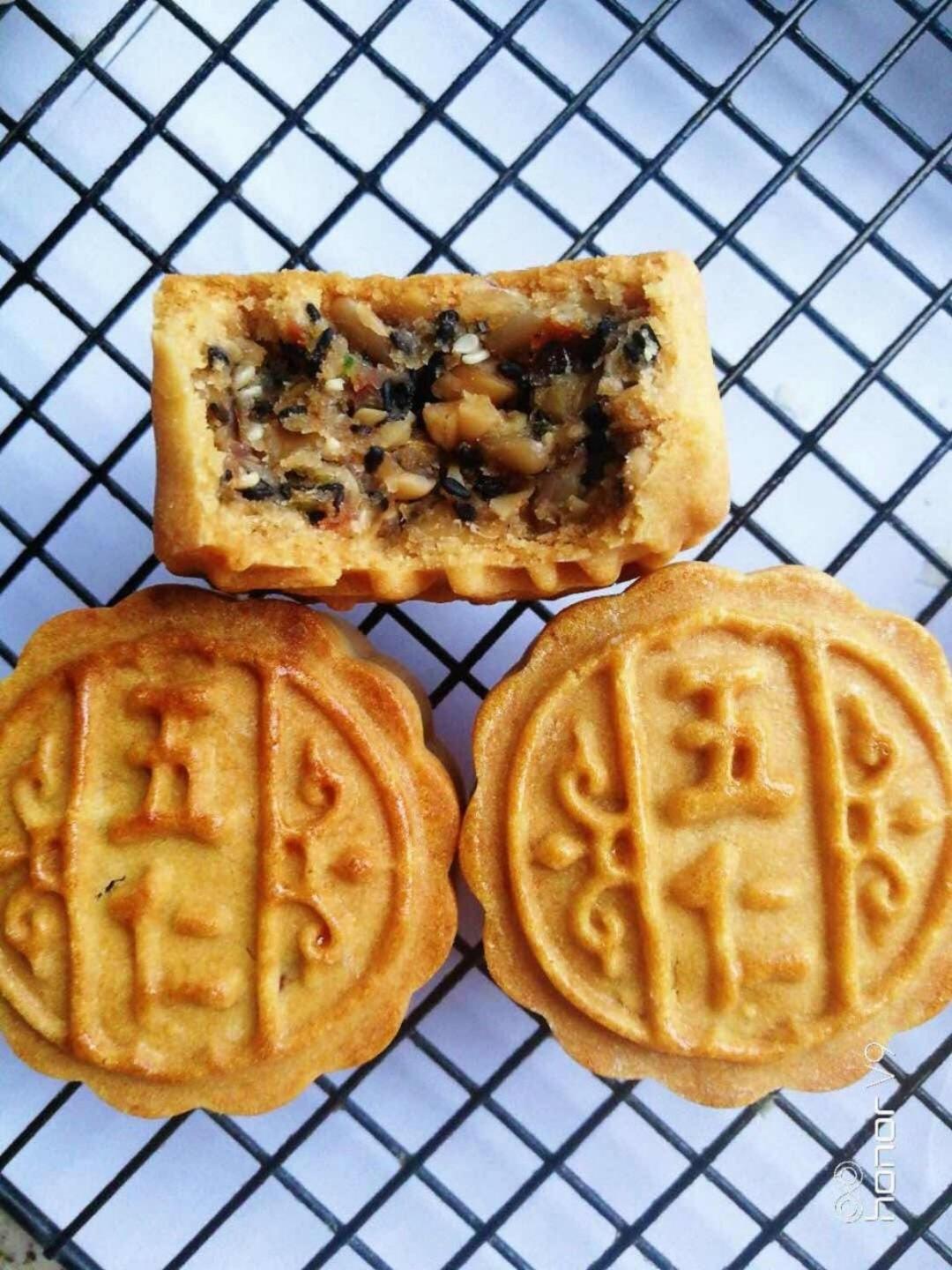 广式五仁月饼