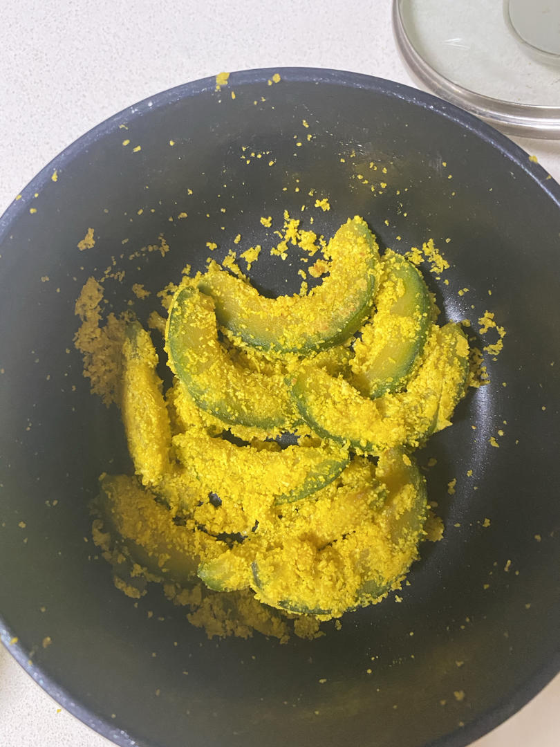 宝宝辅食: 蛋黄焗南瓜