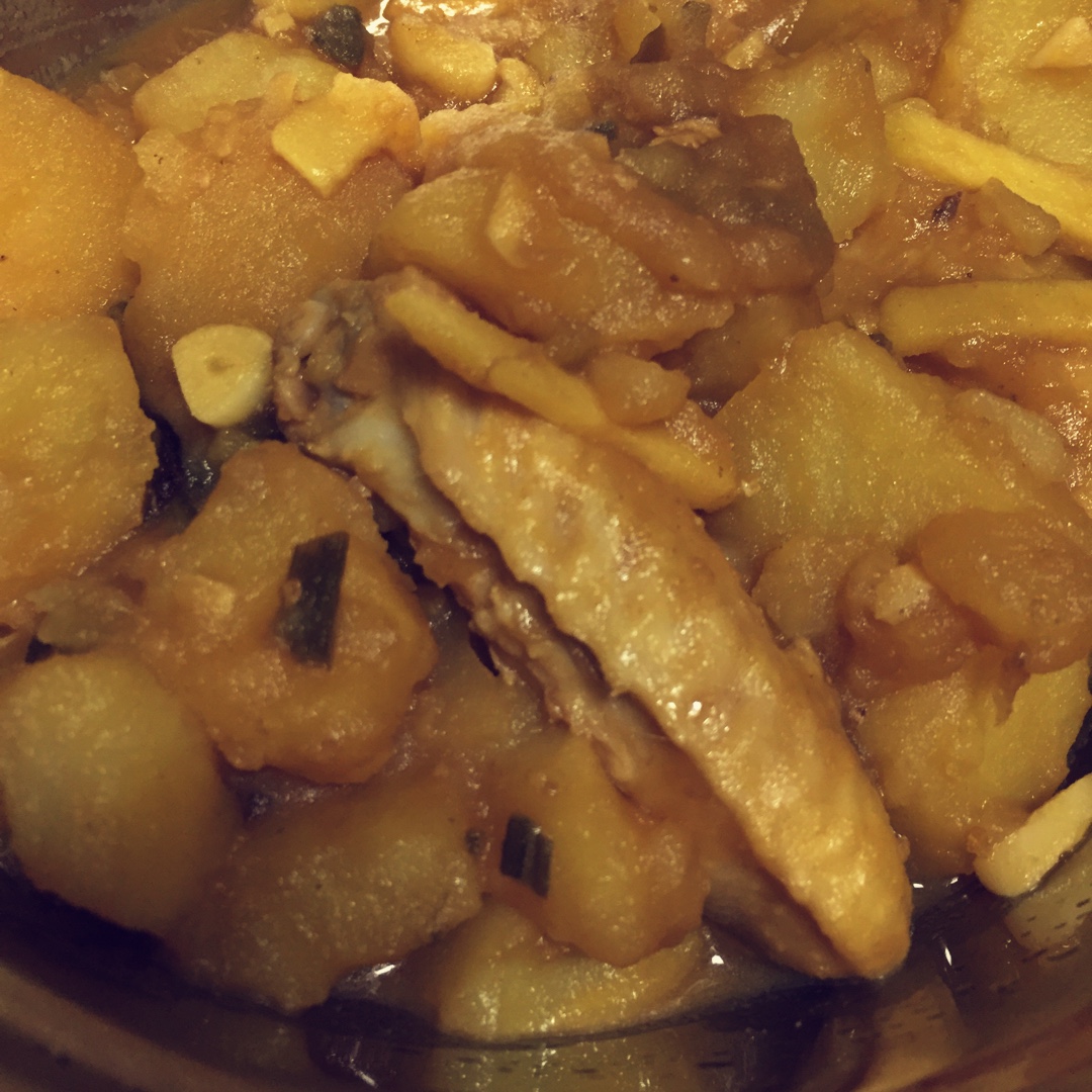 土豆炖鸡翅（快手零失败）