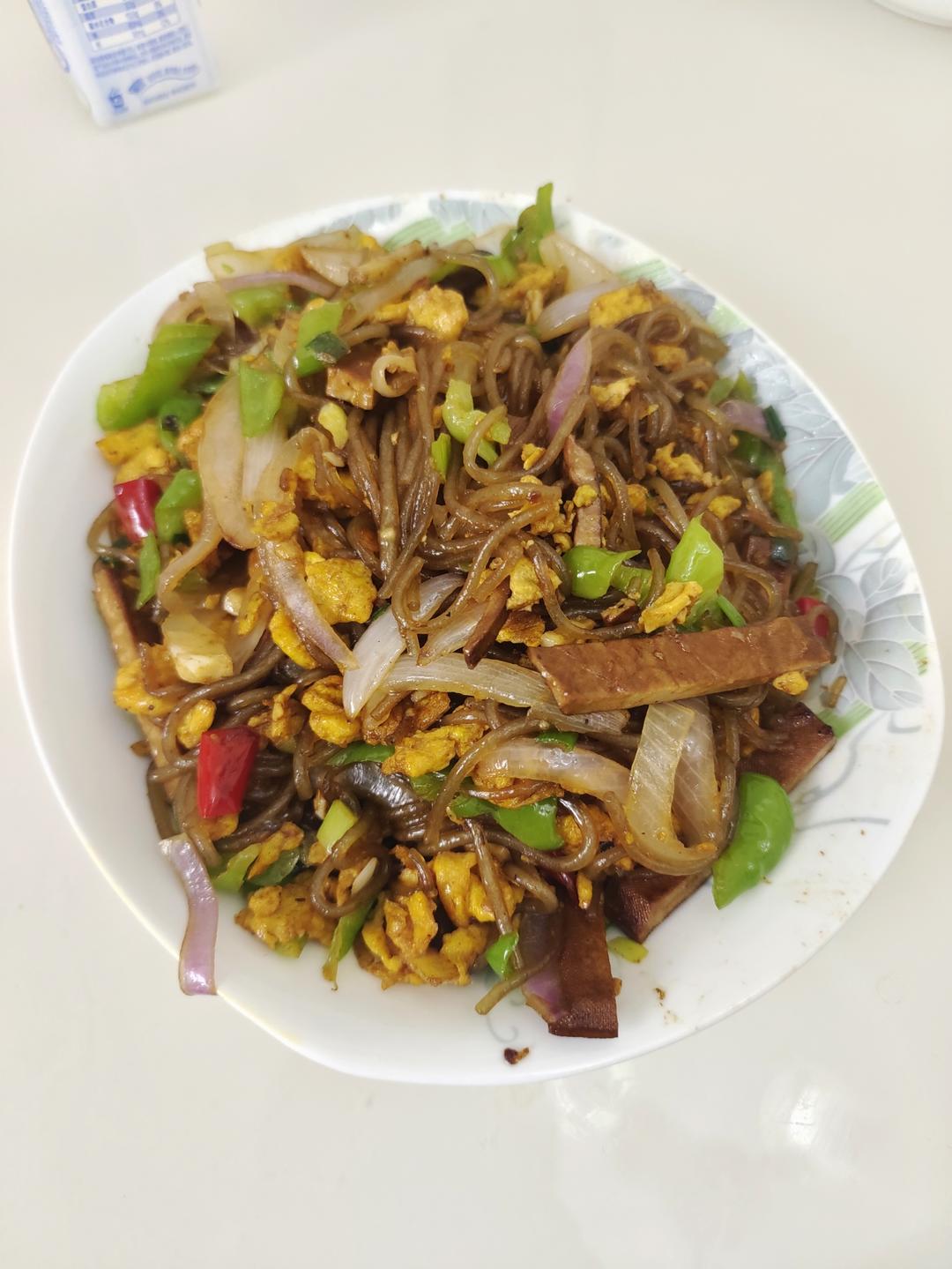 鸡蛋炒粉丝