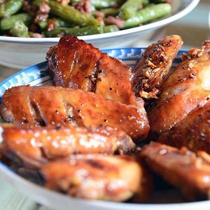 超级香的烤鸡翅——黑椒蜜制鸡翅的做法 步骤7