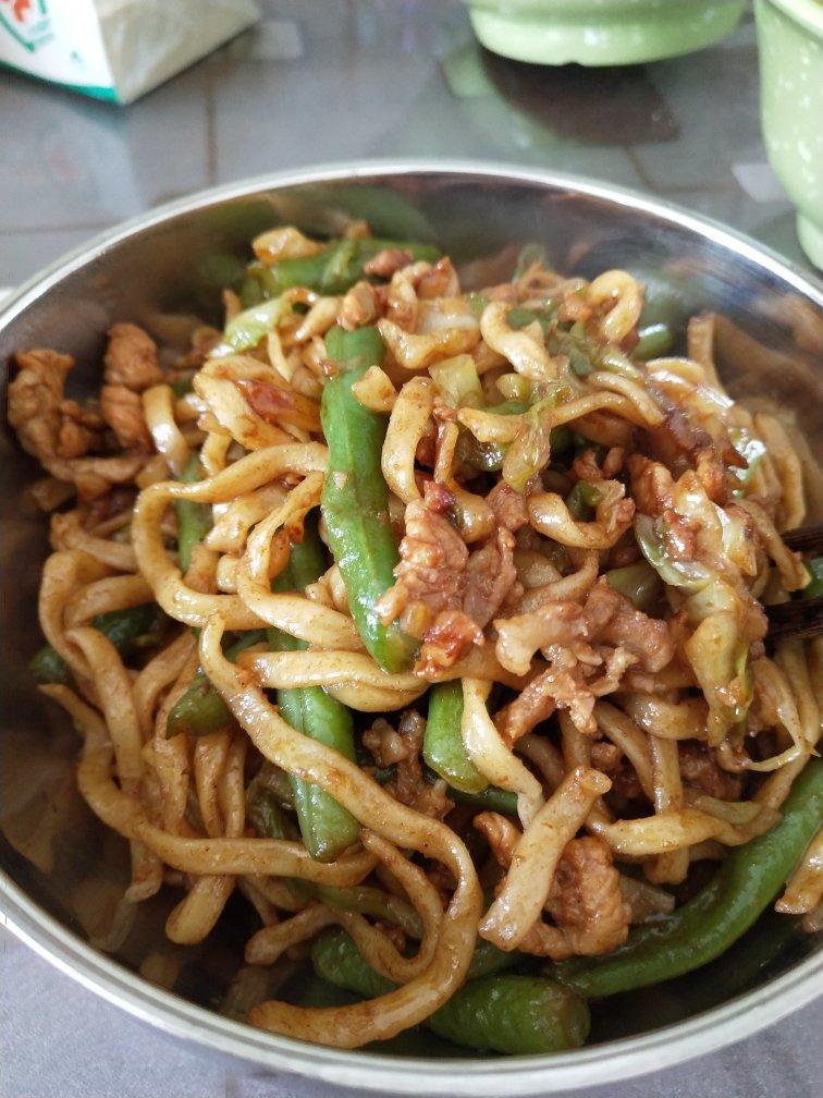 豆角焖面