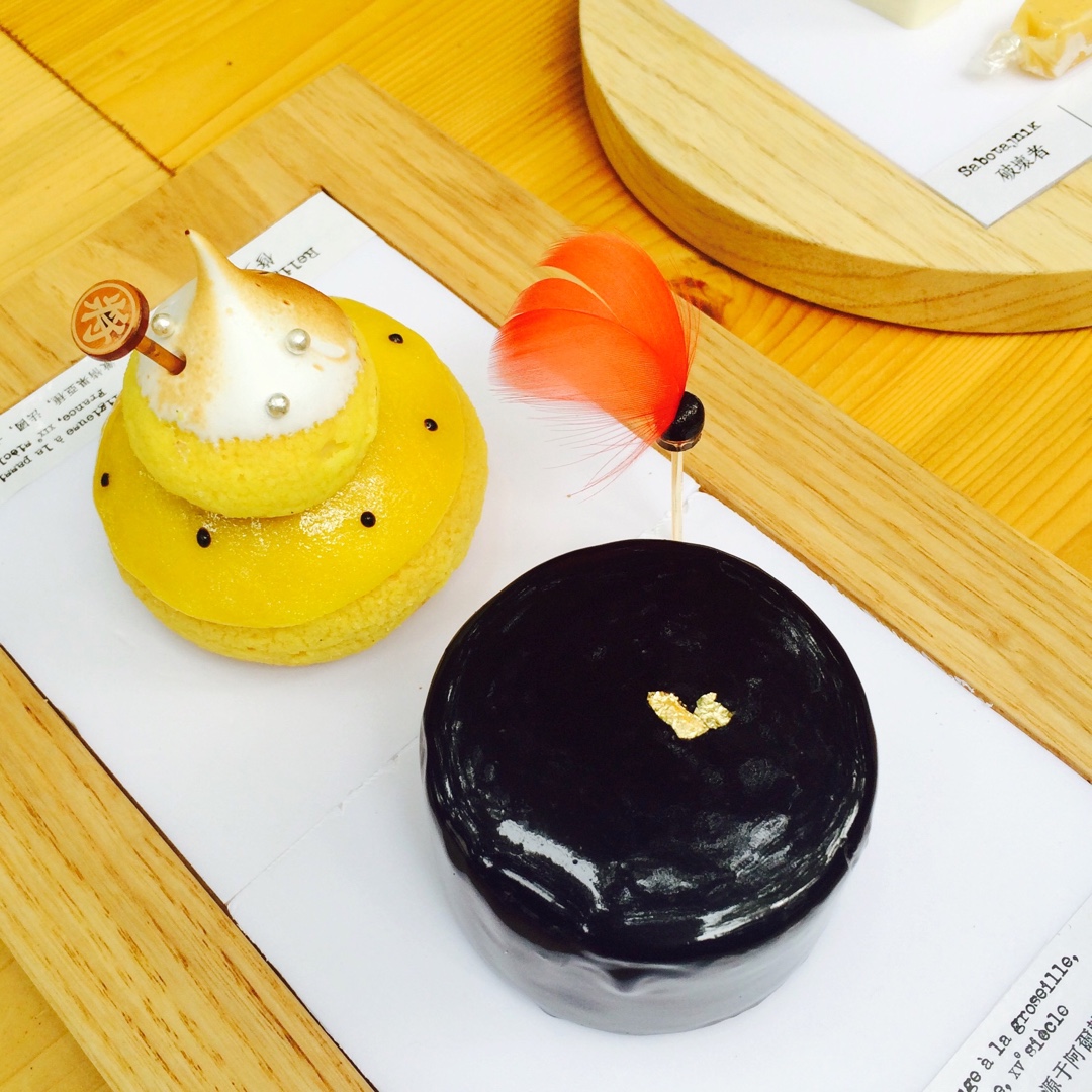 在咖啡厅照相才是正经事