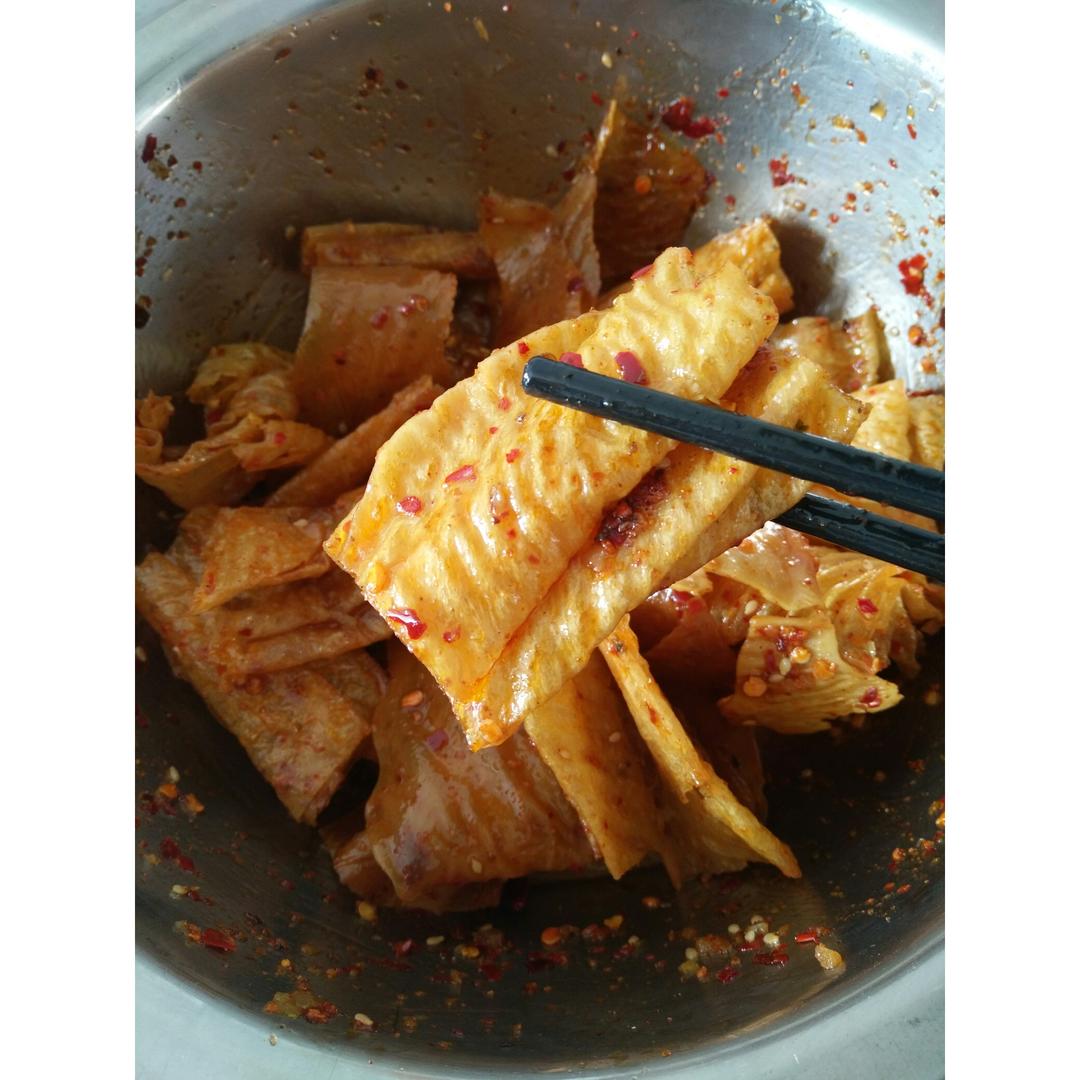 麻辣豆皮