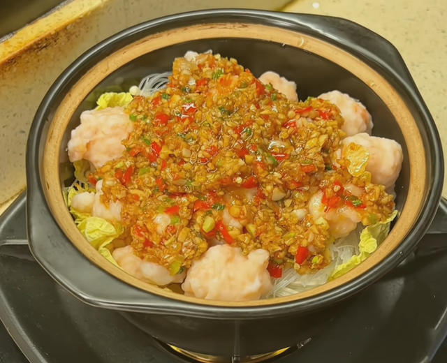 蒜蓉粉丝虾滑煲 蒜蓉粉丝虾滑煲