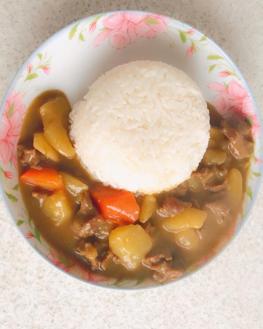 咖喱牛肉饭