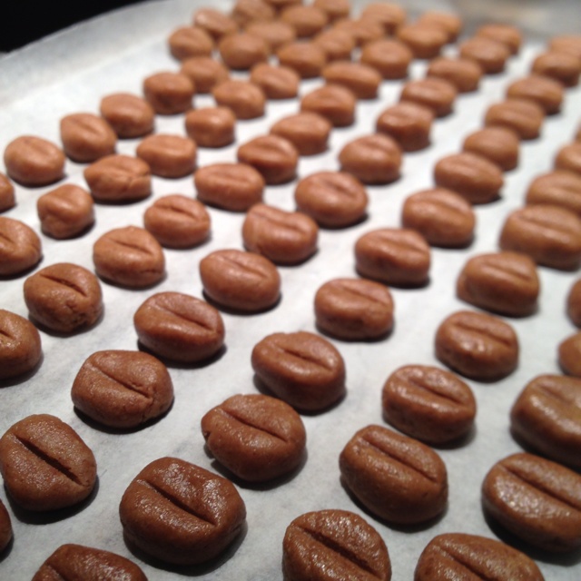 【咖啡豆豆饼干】简单的硬饼干