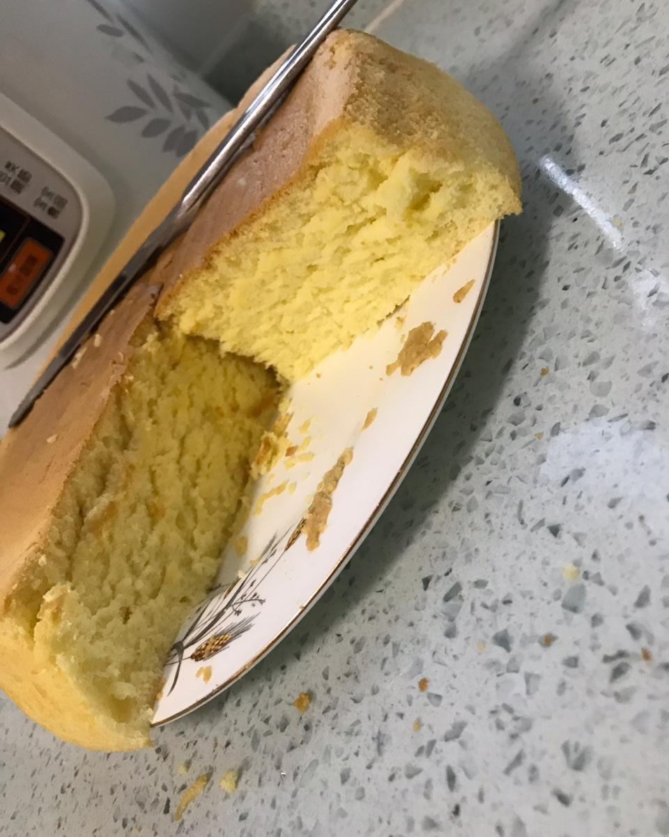 烤箱做蛋糕（戚风蛋糕的做法）