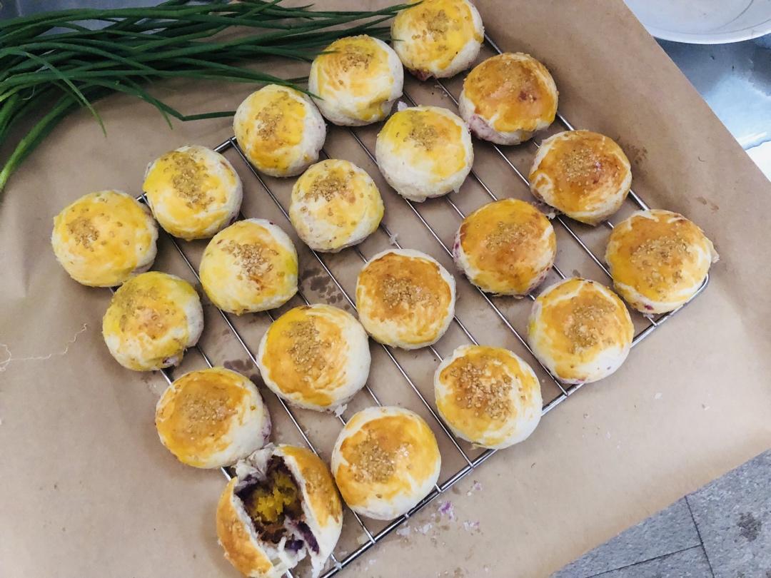 肉松麻薯蛋黄酥——(揉麻薯不烫手的小诀窍)