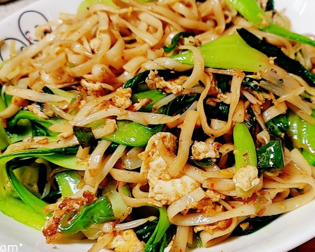 好吃到爆炸的孜然炒面条(家常版)的做法