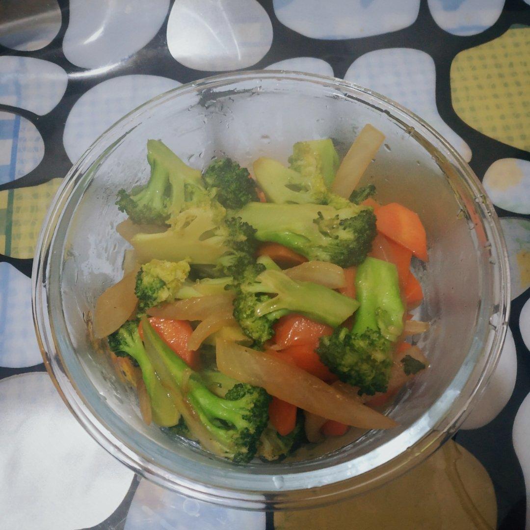 清炒胡萝卜西兰花