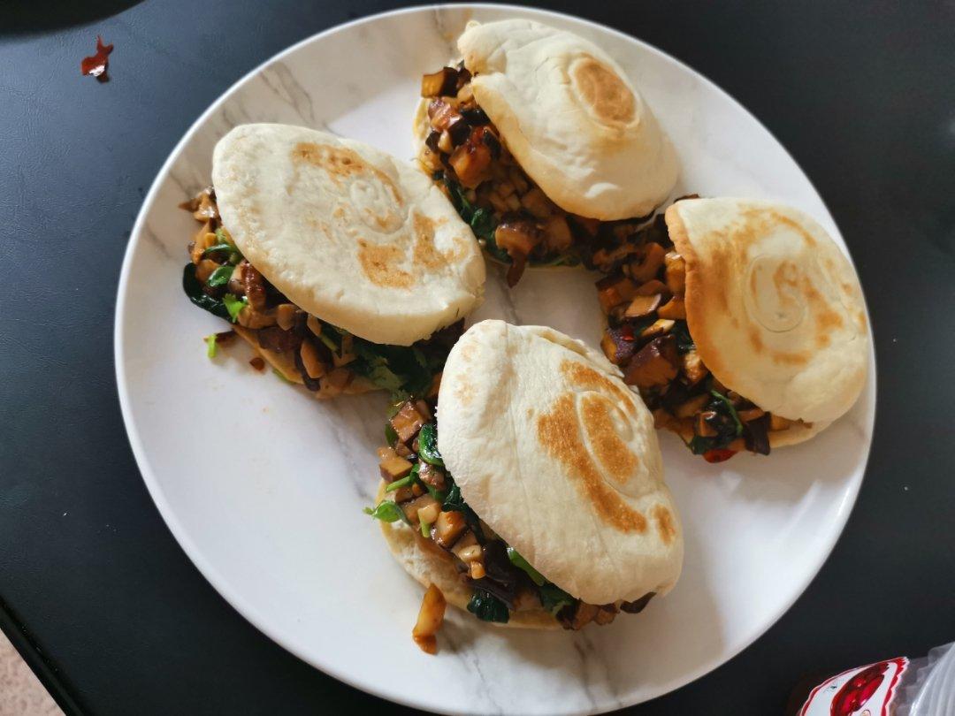 梦幻的黄油苍蝇做的vegan全素肉夹馍   详细图解