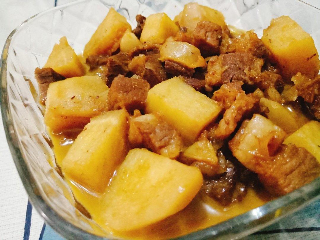 堂妈的土豆炖牛腩