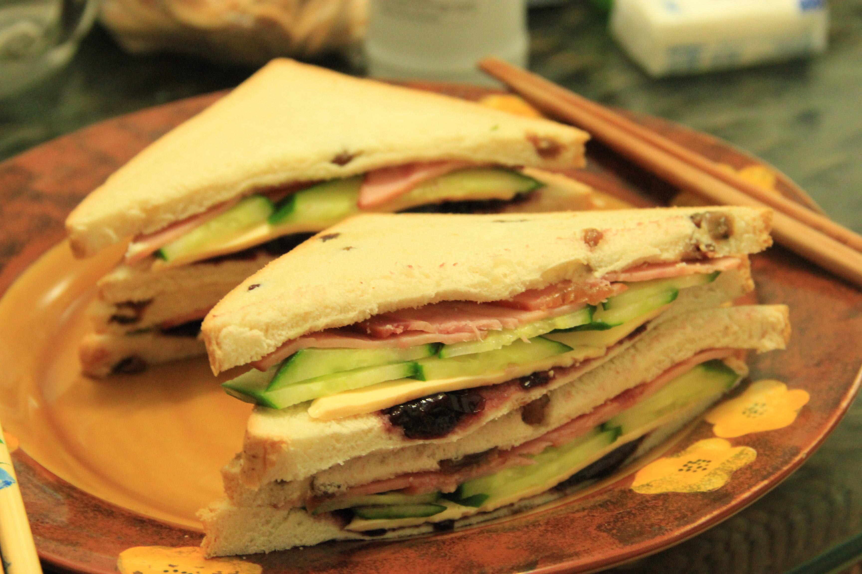 杂烩三明治的做法