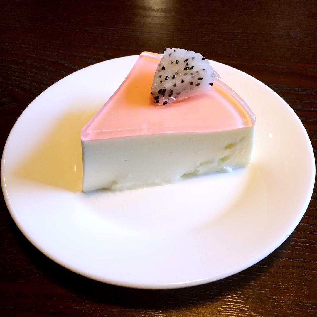 金万两做的小嶋老师的酸奶慕斯