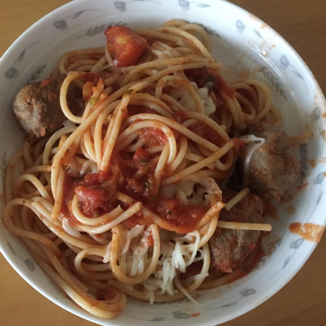 茄汁肉丸意面