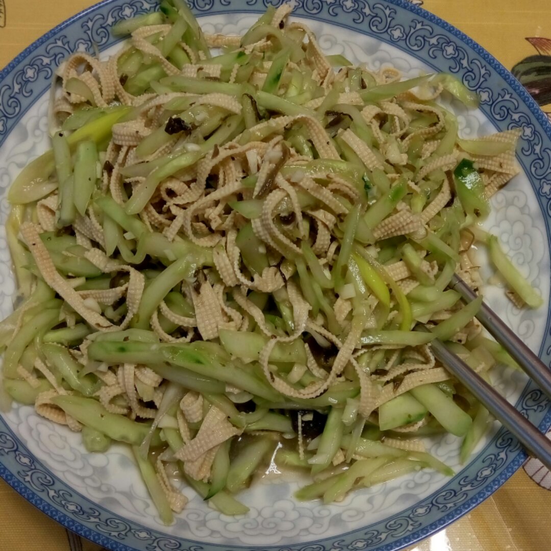 黄瓜干豆腐丝