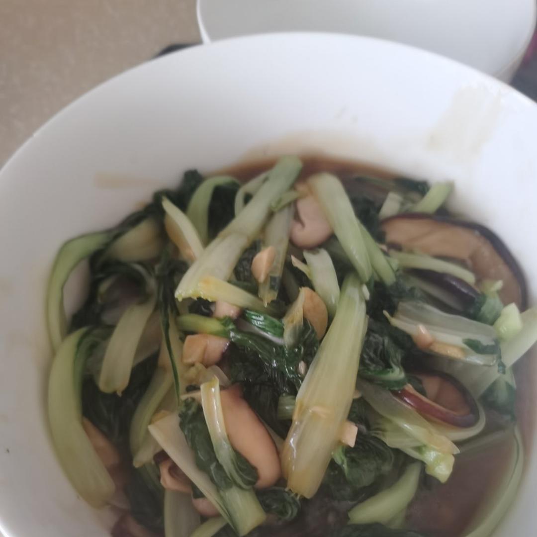 香菇油菜（简单快手）