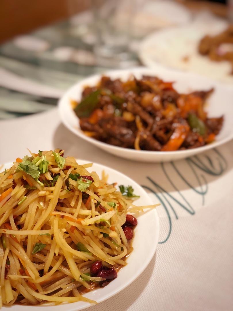 凉拌酸辣土豆丝