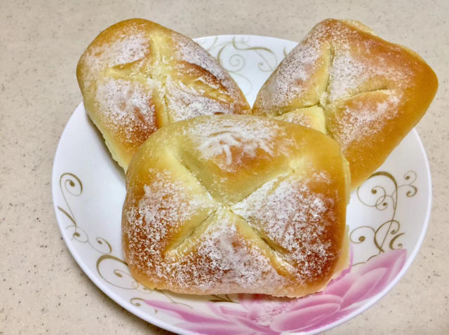 软到不知所措的牛奶卷