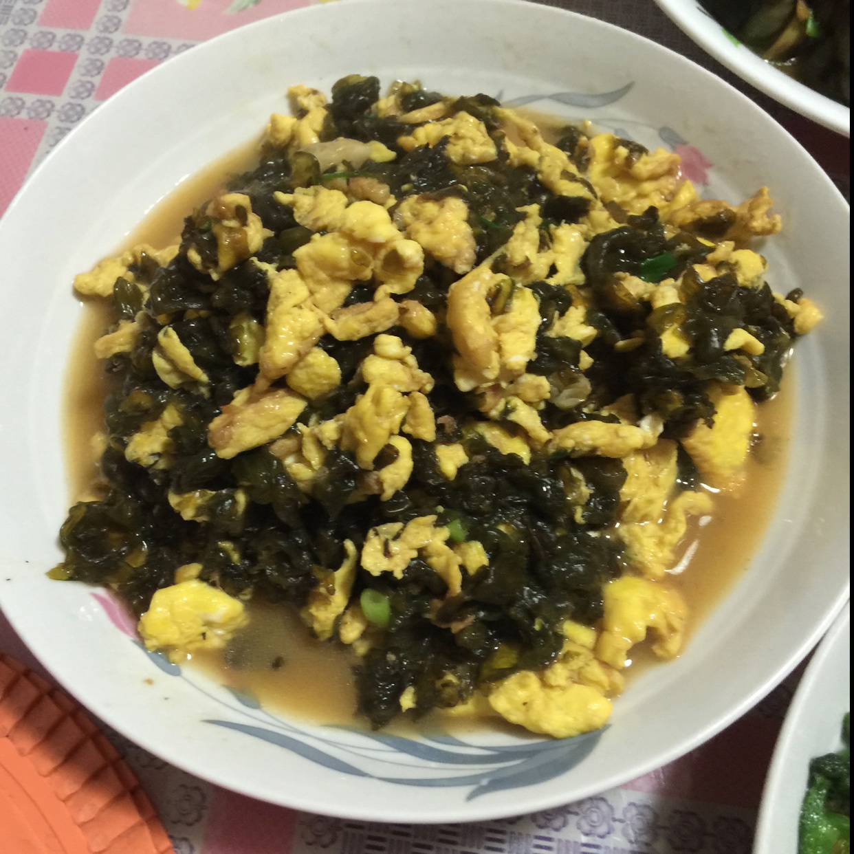 地皮菜炒鸡蛋