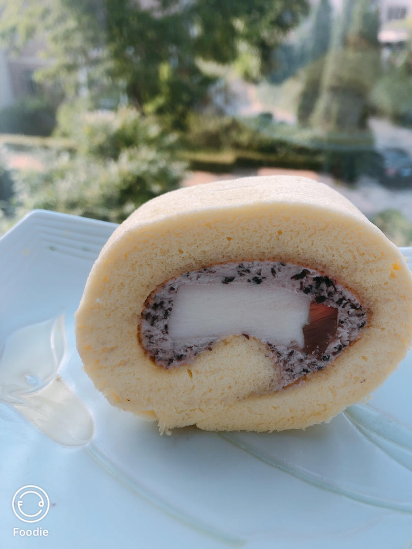 《Tinrry下午茶》教你做基础原味蛋糕卷