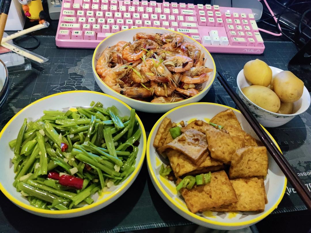 手把手教你五分钟快手油焖虾