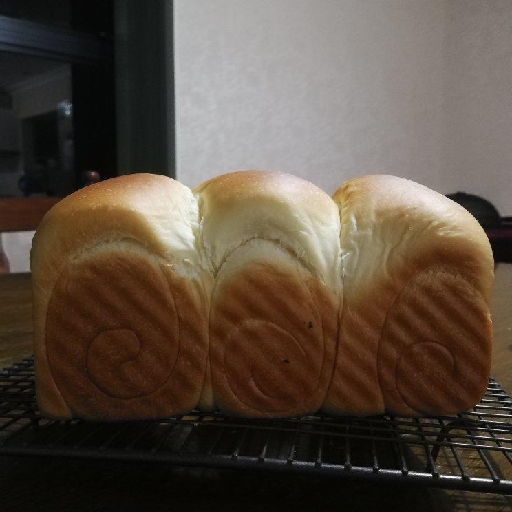 全蛋版本的直接法北海道吐司