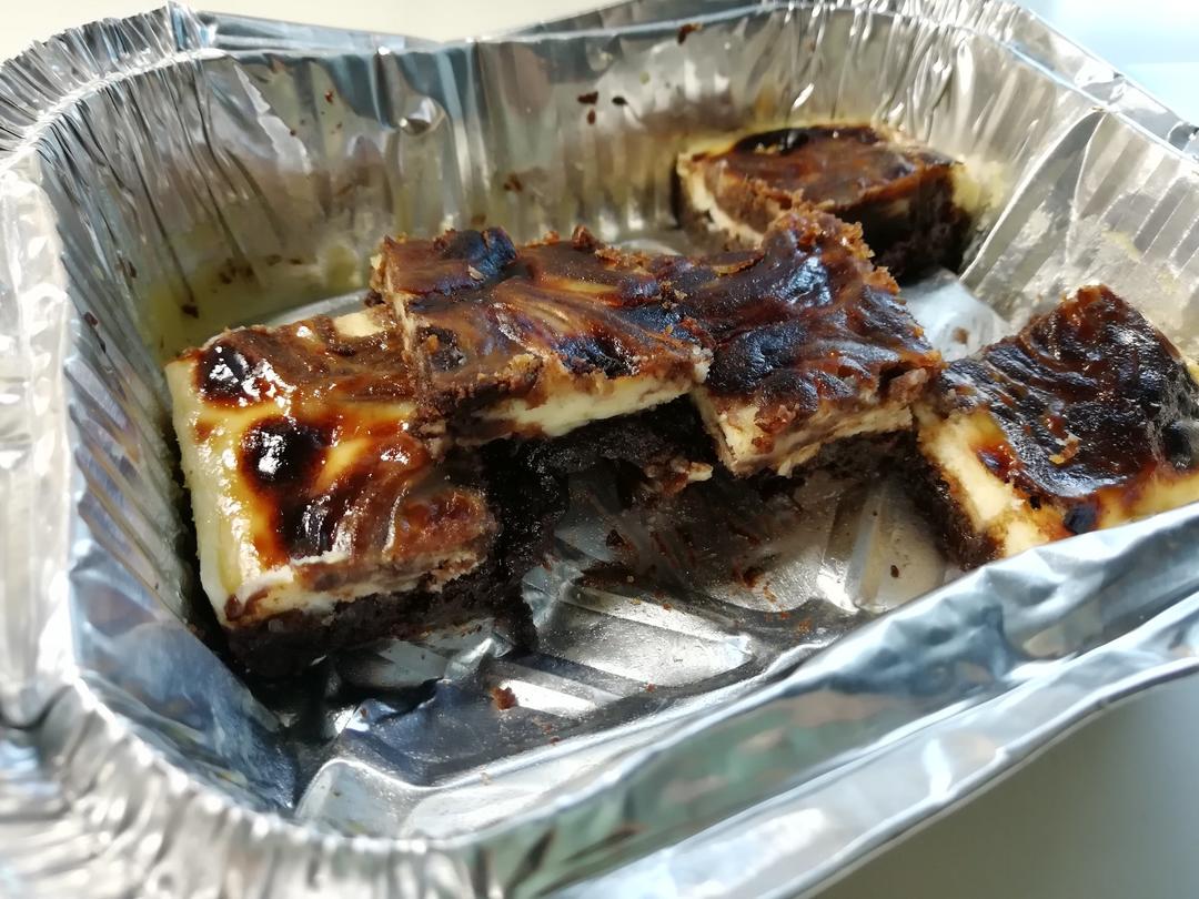 芝士布朗尼蛋糕 Cream Cheese Brownie