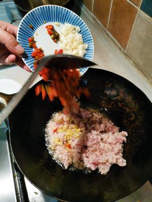 烂肉豇豆的做法 步骤5